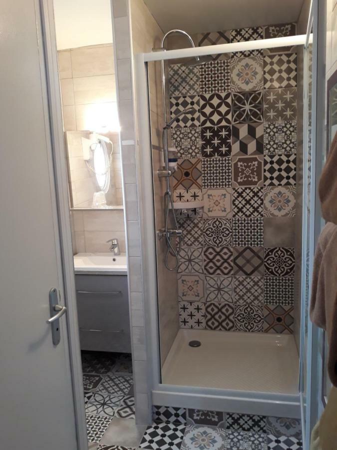 Clair Logis Hotel 2*