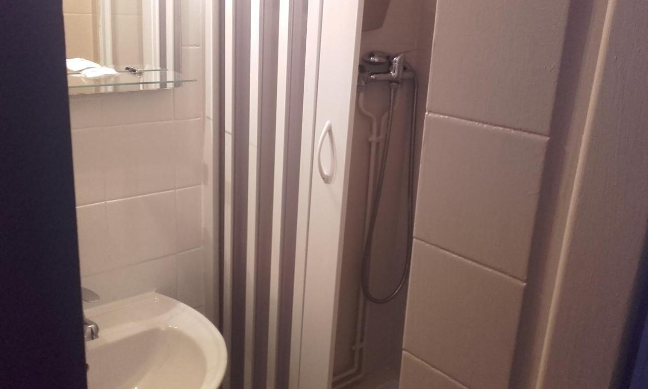 Clair Logis Hotel 2*